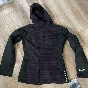 Oakley snow jacket